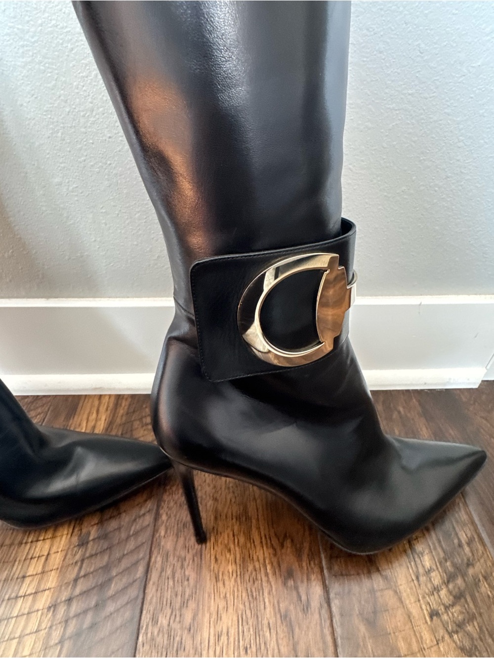 Gucci Black Leather Horsebit Accent Stiletto Boots - Picture 4 of 8